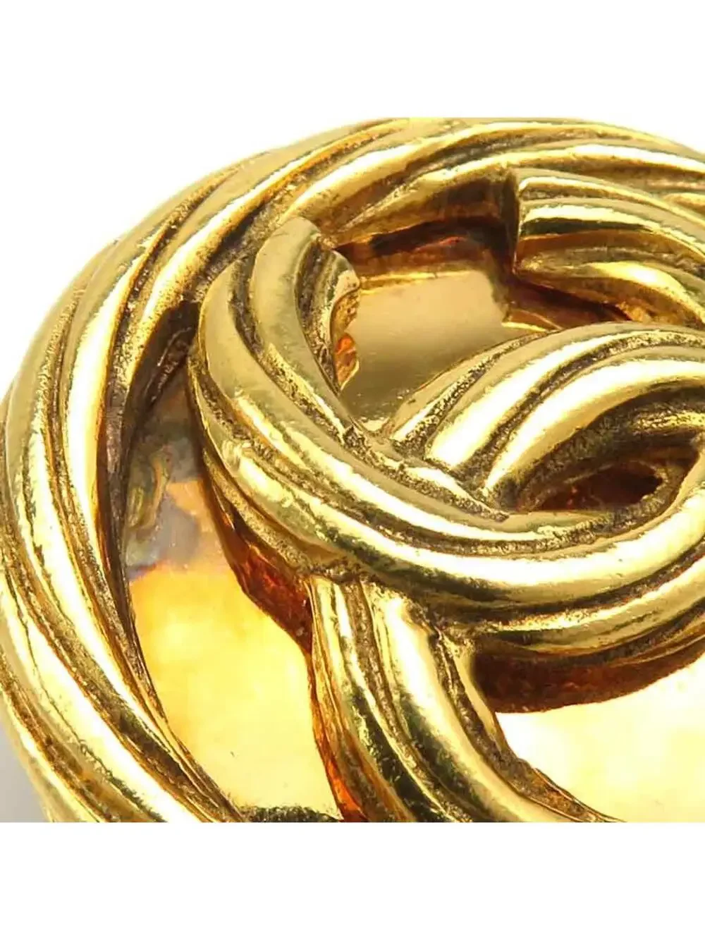 Auth Chanel Vintage Cc Logo Clip On #302854C36B